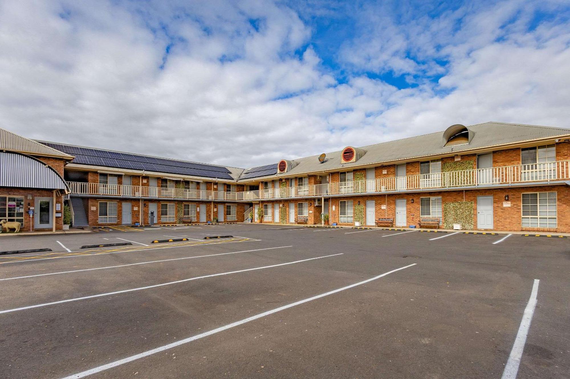 Comfort Inn Shearing Shed Dubbo Eksteriør billede